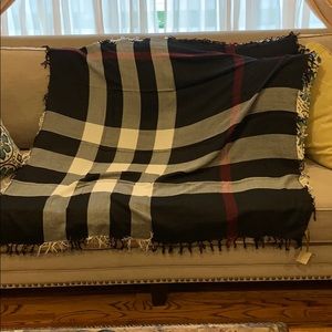 Burberry Authentic scarf